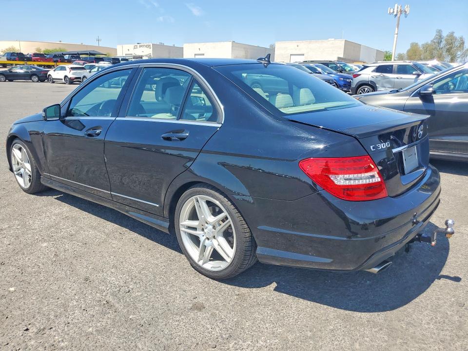 Photo 2 from auction – 2014 MERCEDES-BENZ C with VIN WDDGF8AB3EA920692