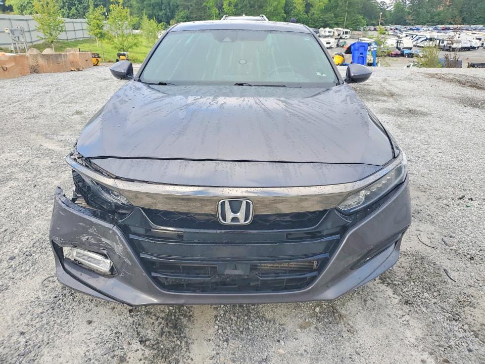 Photo 5 from auction – 2018 HONDA ACCORD with VIN 1HGCV2F36JA048854