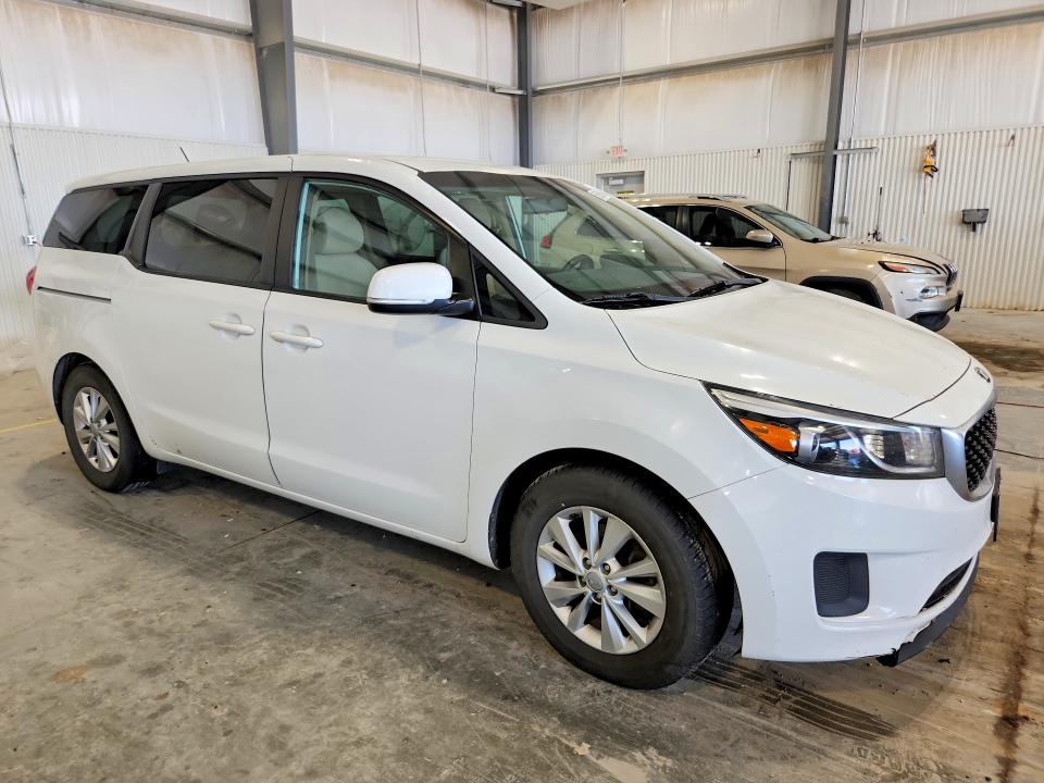 Photo 4 from auction – 2017 KIA SEDONA with VIN KNDMB5C15H6243907