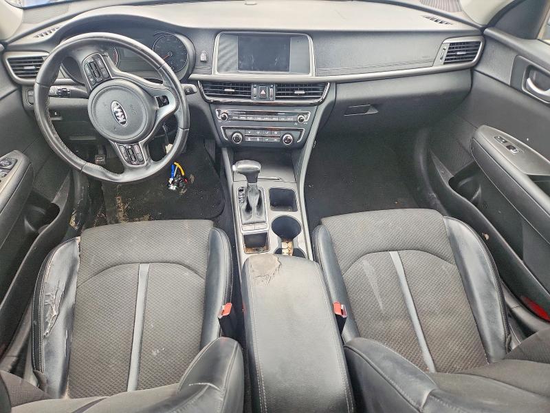 Photo 8 from auction – 2018 KIA OPTIMA with VIN 5XXGT4L32JG237284