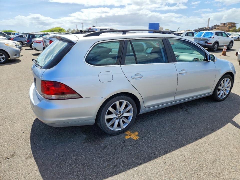 Photo 3 from auction – 2014 VOLKSWAGEN JETTA with VIN 3VWPP7AJ6EM602199