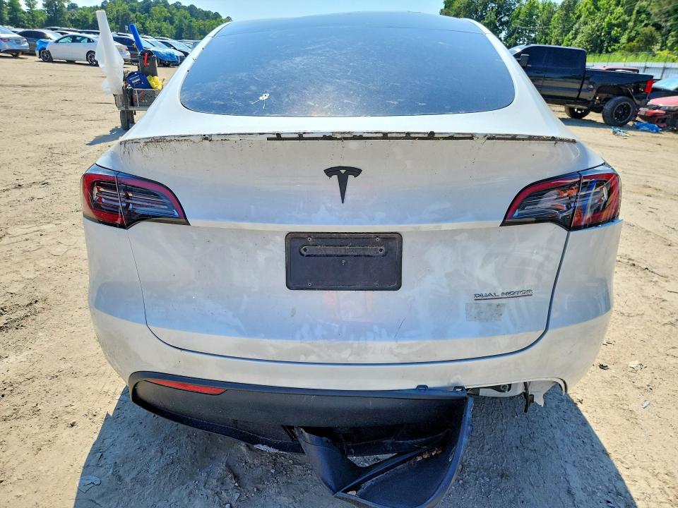 Zdjęcie 6 z aukcji – 2023 TESLA MODEL Y z VIN 7SAYGDEF4PF700900