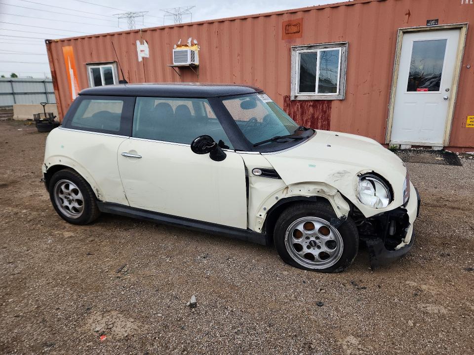 Снимка 4 от търг – 2012 MINI COOPER с VIN WMWSU3C55CT369667
