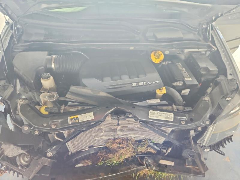 Photo 12 from auction – 2015 DODGE GRAND CARAVAN with VIN 2C4RDGEG1FR683755