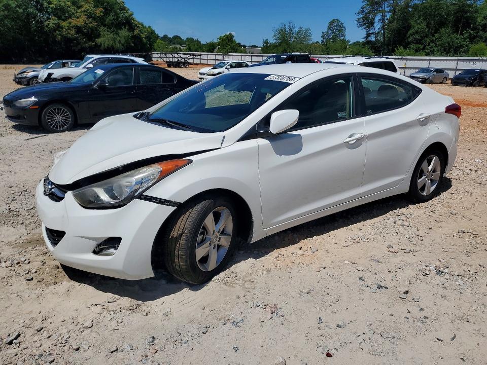 HYUNDAI ELANTRA 2013 with VIN 5NPDH4AE1DH334977 - Photo from auction