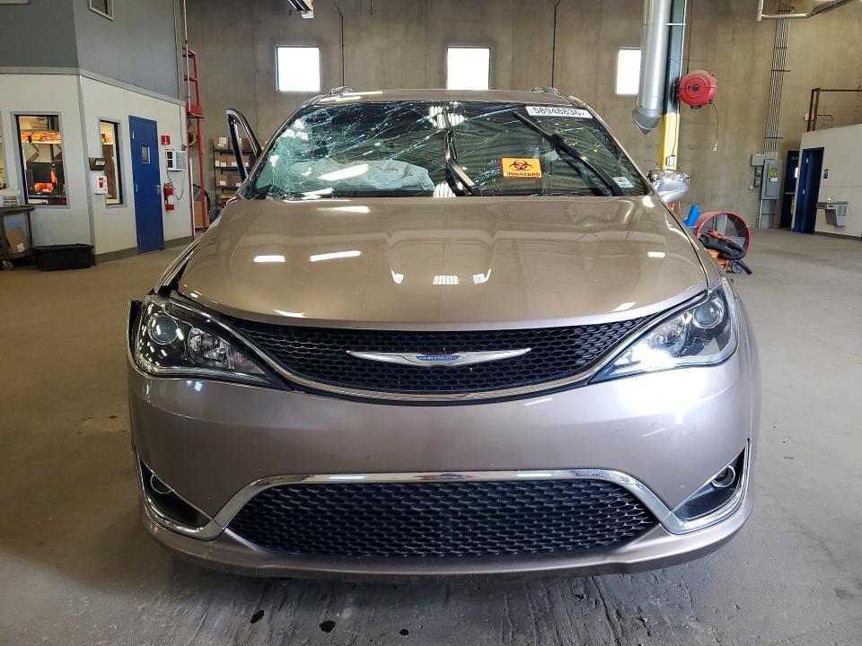 Photo 5 from auction – 2018 CHRYSLER PACIFICA with VIN 2C4RC1GG7JR163436