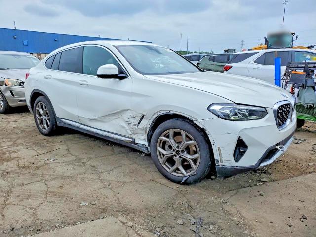 Photo 4 from auction – 2024 BMW X4 with VIN 5UX33DT03R9V02239