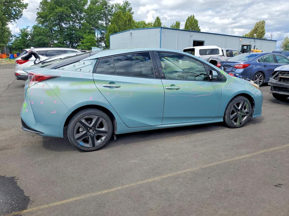 Photo 3 from auction – 2016 TOYOTA PRIUS with VIN JTDKARFU3G3019803