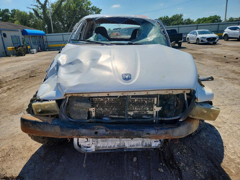 Photo 5 from auction – 2003 DODGE DAKOTA with VIN 1D7HG32XX3S178264