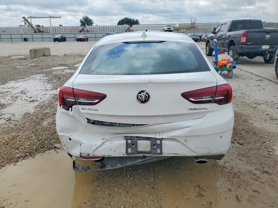 Photo 6 from auction – 2018 BUICK REGAL with VIN W04GP6SX7J1134002