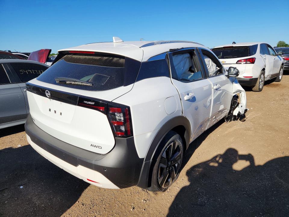 Photo 3 from auction – 2025 NISSAN KICKS with VIN 3N8AP6CB6SL409369
