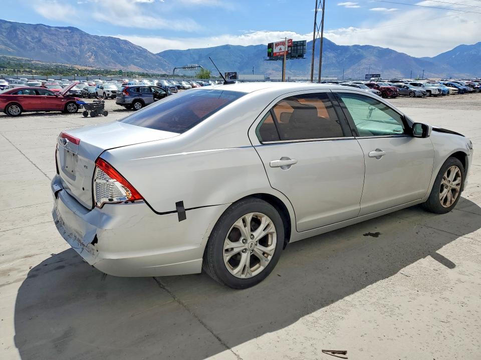 Photo 3 from auction – 2012 FORD FUSION with VIN 3FAHP0HA2CR328364