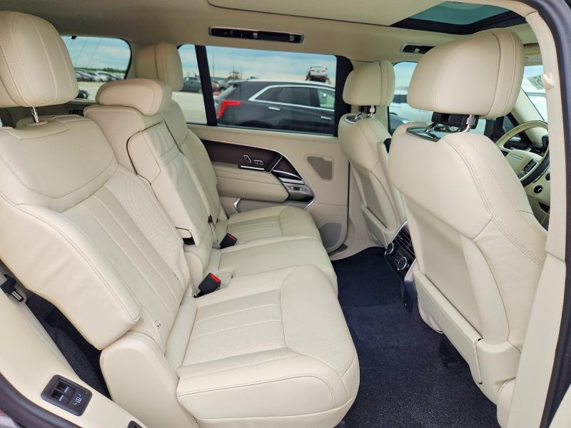 Photo 10 from auction – 2024 LAND ROVER RANGE ROVER with VIN SALKPBFU1RA215896