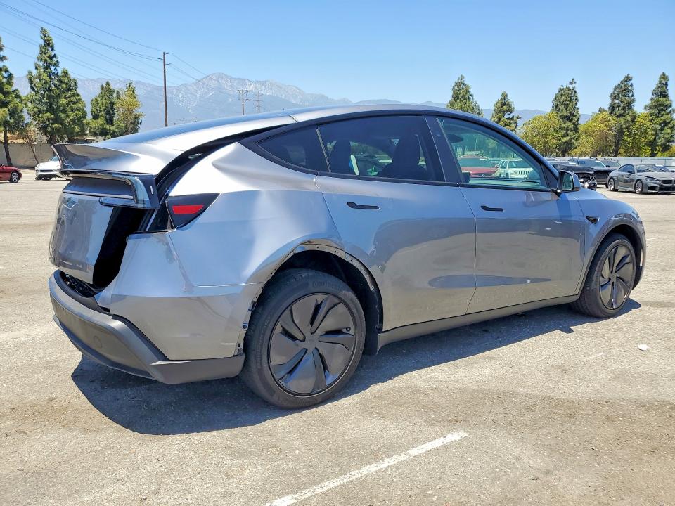 Photo 3 from auction – 2026 TESLA MODEL Y with VIN 7SAYGDED6TF519984