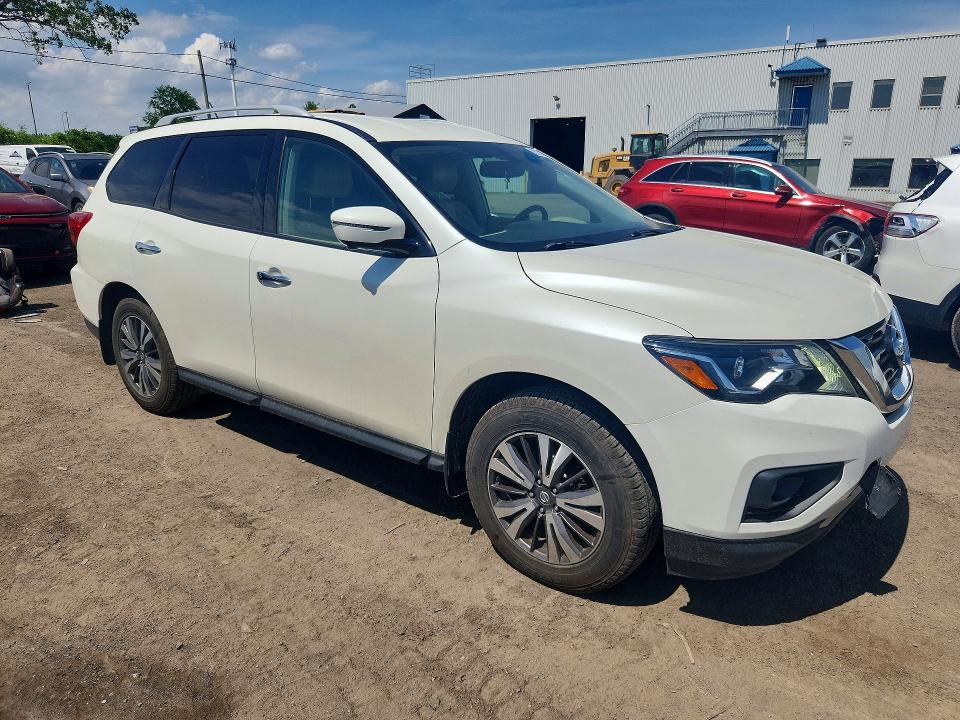 Photo 4 from auction – 2017 NISSAN PATHFINDER with VIN 5N1DR2MM8HC906130