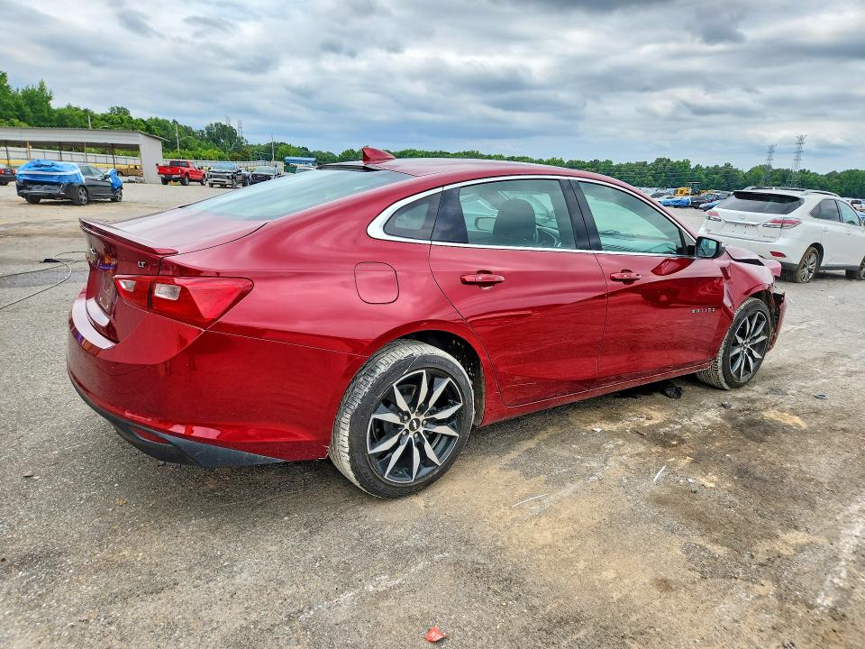 Photo 3 from auction – 2018 CHEVROLET MALIBU with VIN 1G1ZD5ST6JF245344