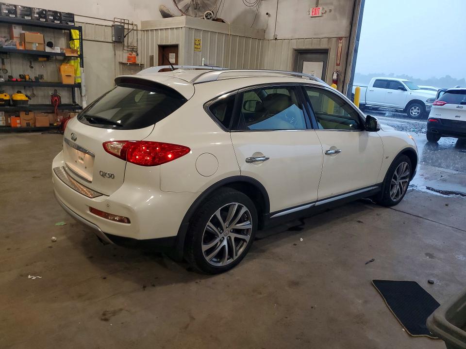 Снимка 3 от търг – 2017 INFINITI QX50 с VIN JN1BJ0RR8HM402766