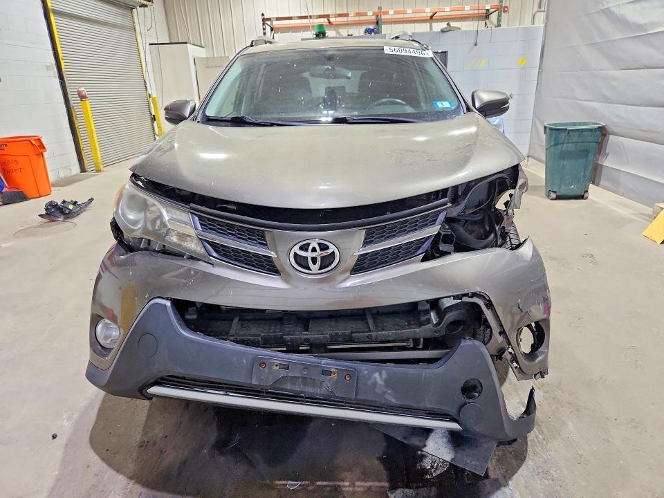 Foto 5 de la subasta – 2015 TOYOTA RAV4 con VIN 2T3DFREV3FW267534