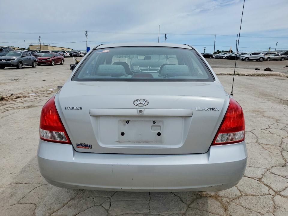 Снимка 6 от търг – 2003 HYUNDAI ELANTRA с VIN KMHDN45D33U575515