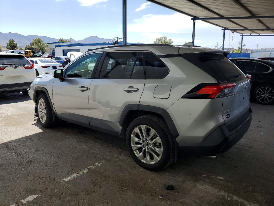 Photo 2 from auction – 2019 TOYOTA RAV4 with VIN JTMC1RFV4KD030339