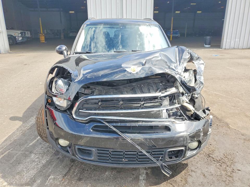 Photo 5 from auction – 2015 MINI COOPER with VIN WMWZC3C58FWP52913