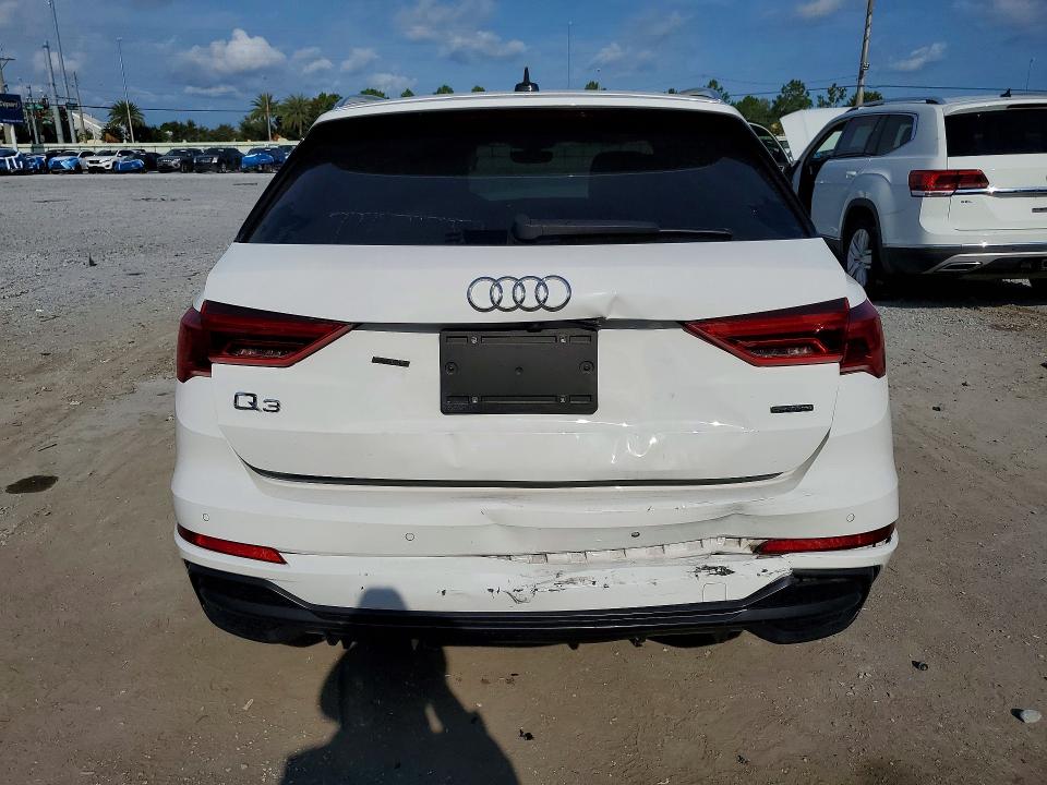 Photo 6 from auction – 2021 AUDI Q3 with VIN WA1DECF33M1098019