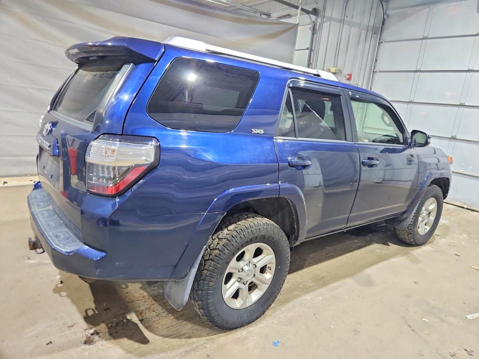 Photo 3 from auction – 2018 TOYOTA 4RUNNER with VIN JTEBU5JR0J5510713