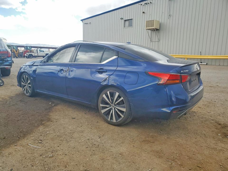 Photo 2 from auction – 2022 NISSAN ALTIMA with VIN 1N4BL4CV8NN341869