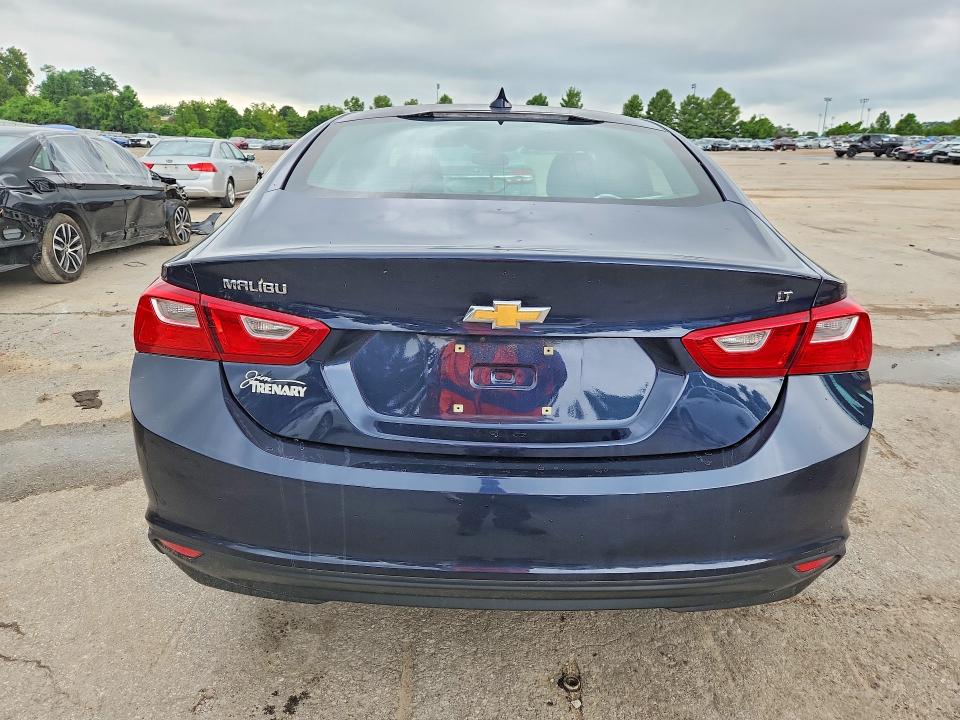 Photo 6 from auction – 2017 CHEVROLET MALIBU with VIN 1G1ZE5ST8HF142093