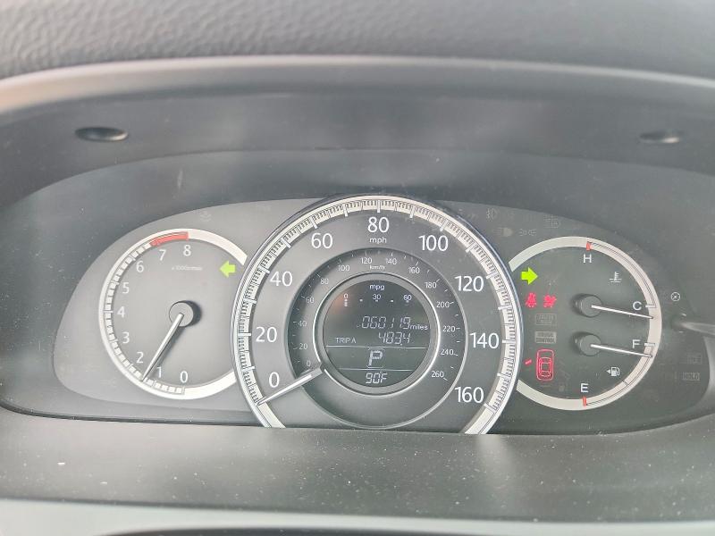 Photo 9 from auction – 2015 HONDA ACCORD with VIN 1HGCR2F39FA215879