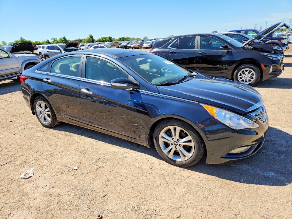 Photo 4 from auction – 2013 HYUNDAI SONATA with VIN 5NPEC4AC3DH614076