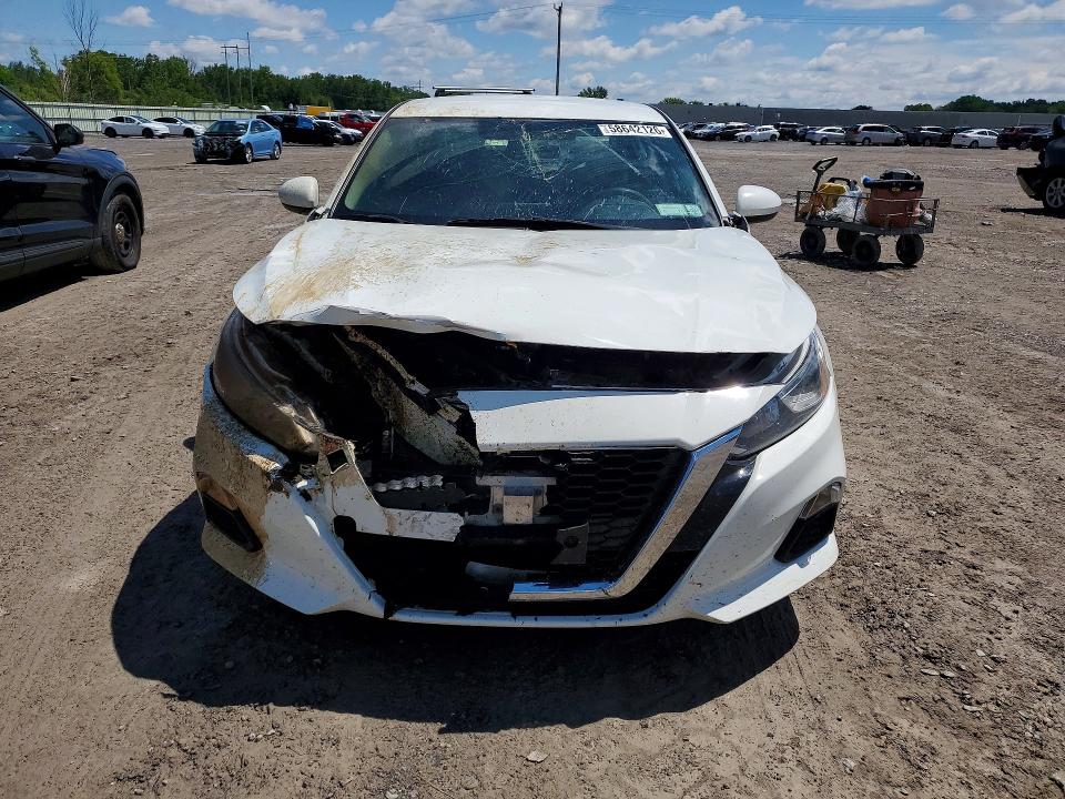 Photo 5 from auction – 2019 NISSAN ALTIMA with VIN 1N4BL4BW8KC167352