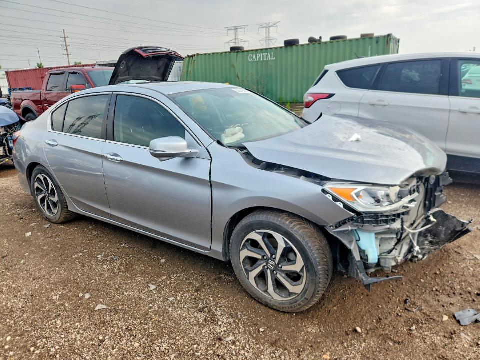 Photo 4 from auction – 2017 HONDA ACCRD with VIN 1HGCR2F8XHA159160