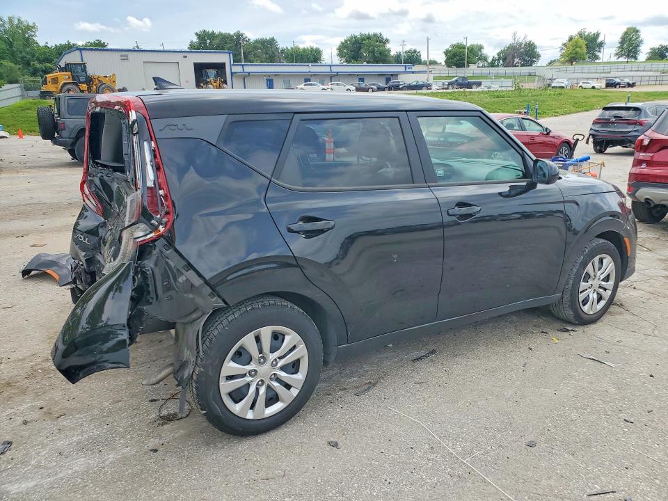 Photo 3 from auction – 2022 KIA SOUL with VIN KNDJ23AU2N7153883