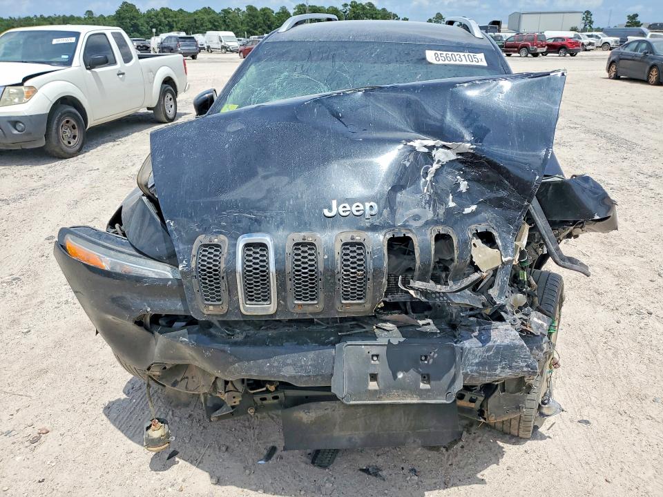 Photo 5 from auction – 2016 JEEP CHEROKEE with VIN 1C4PJLCB4GW257499