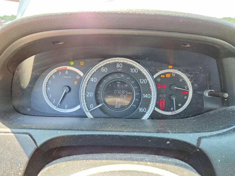 Photo 9 from auction – 2015 HONDA ACCORD with VIN 1HGCR2F85FA213610