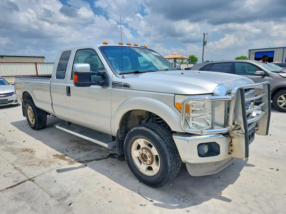 Photo 4 from auction – 2011 FORD F250 with VIN 1FT7X2B67BED02821