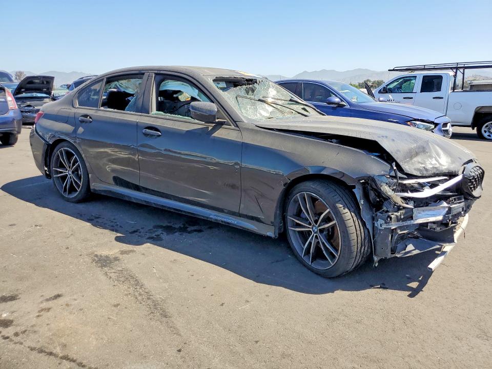 Photo 4 from auction – 2021 BMW M340I with VIN 3MW5U7J04M8B65835