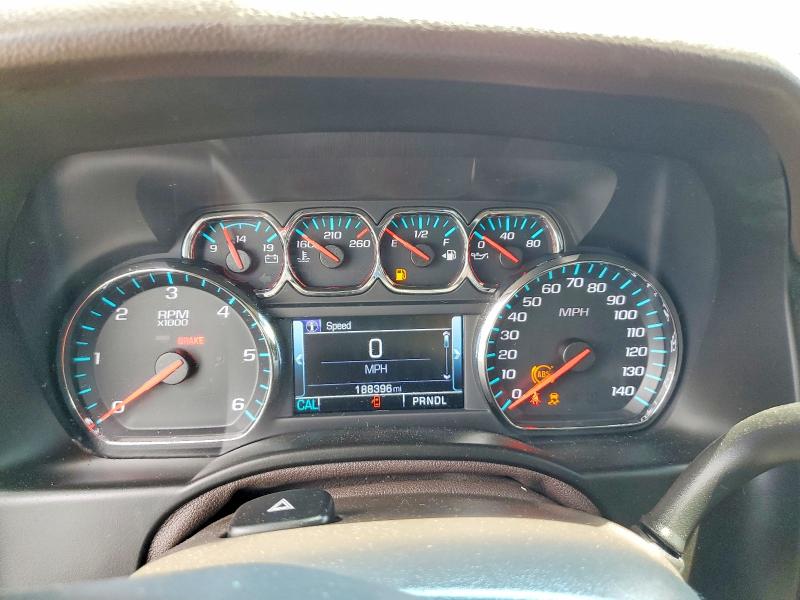Photo 9 from auction – 2017 GMC YUKON with VIN 1GKS1BKC3HR238137