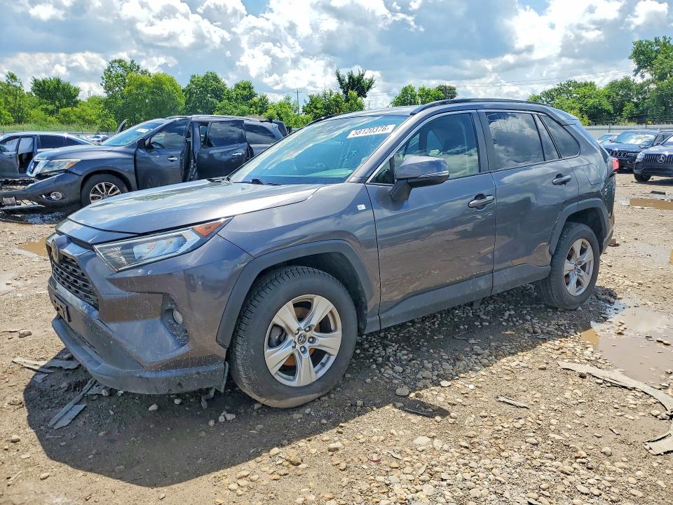 TOYOTA RAV4 2019 with VIN JTMP1RFV3KJ005743 - Photo from auction