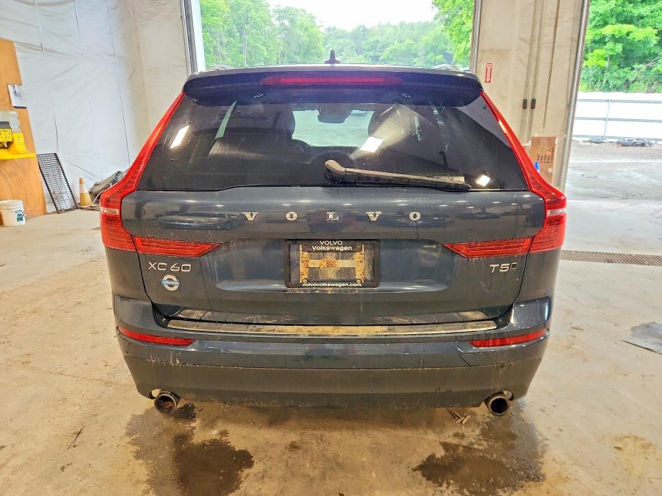 Photo 6 from auction – 2019 VOLVO XC60 with VIN LYV102RK8KB288392