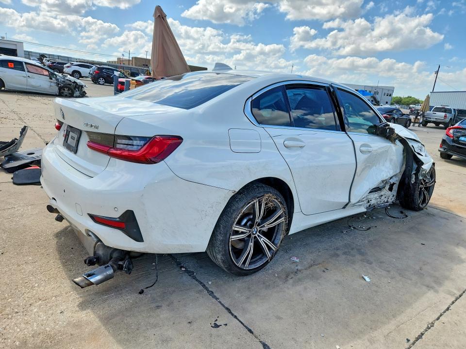 Photo 3 from auction – 2021 BMW 330I with VIN 3MW5R1J04M8B66594