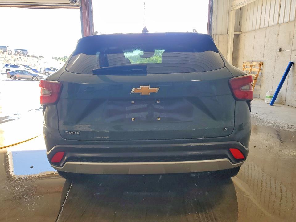 Photo 6 from auction – 2026 CHEVROLET TRAX with VIN KL77LHEP0TC078143
