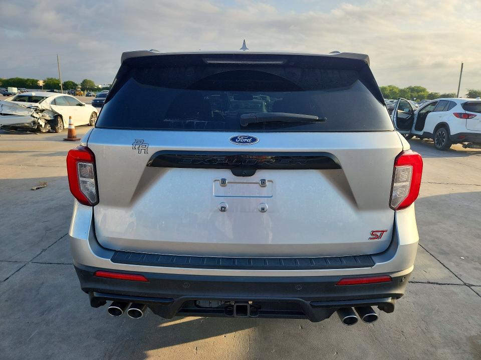 Photo 6 from auction – 2020 FORD EXPLORER with VIN 1FM5K8GC6LGD06450