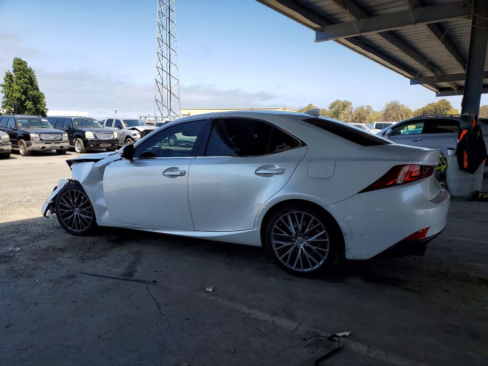 Photo 2 from auction – 2016 LEXUS IS with VIN JTHBA1D2XG5008299