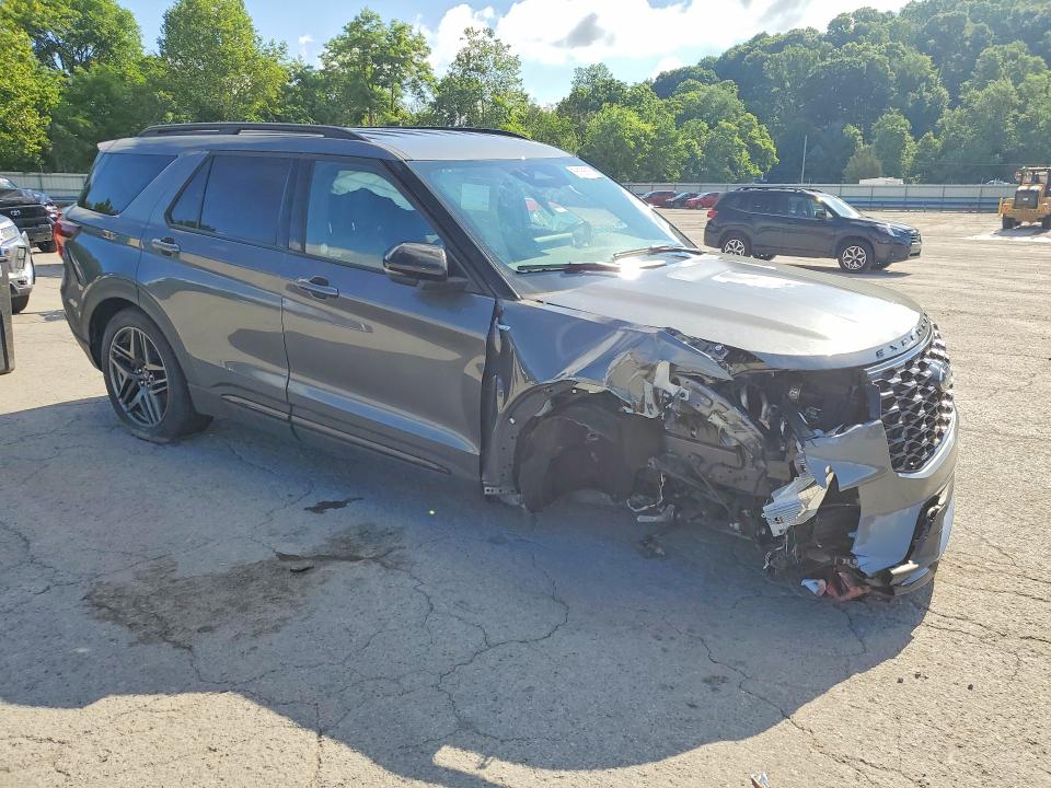Photo 4 from auction – 2025 FORD EXPLORER with VIN 1FMUK8KH7SGB66812