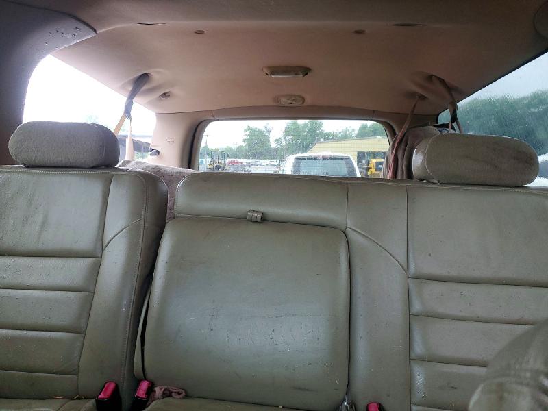 Photo 10 from auction – 2005 FORD EXCURSION with VIN 1FMSU43P05ED41563