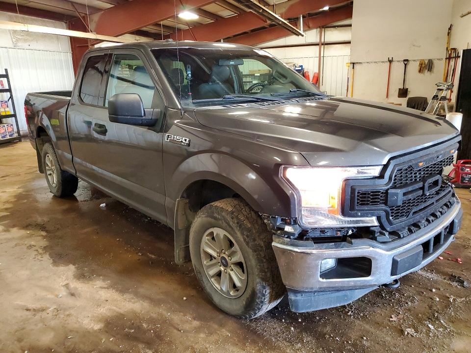 Photo 4 from auction – 2018 FORD F150 with VIN 1FTFX1E50JKE83270