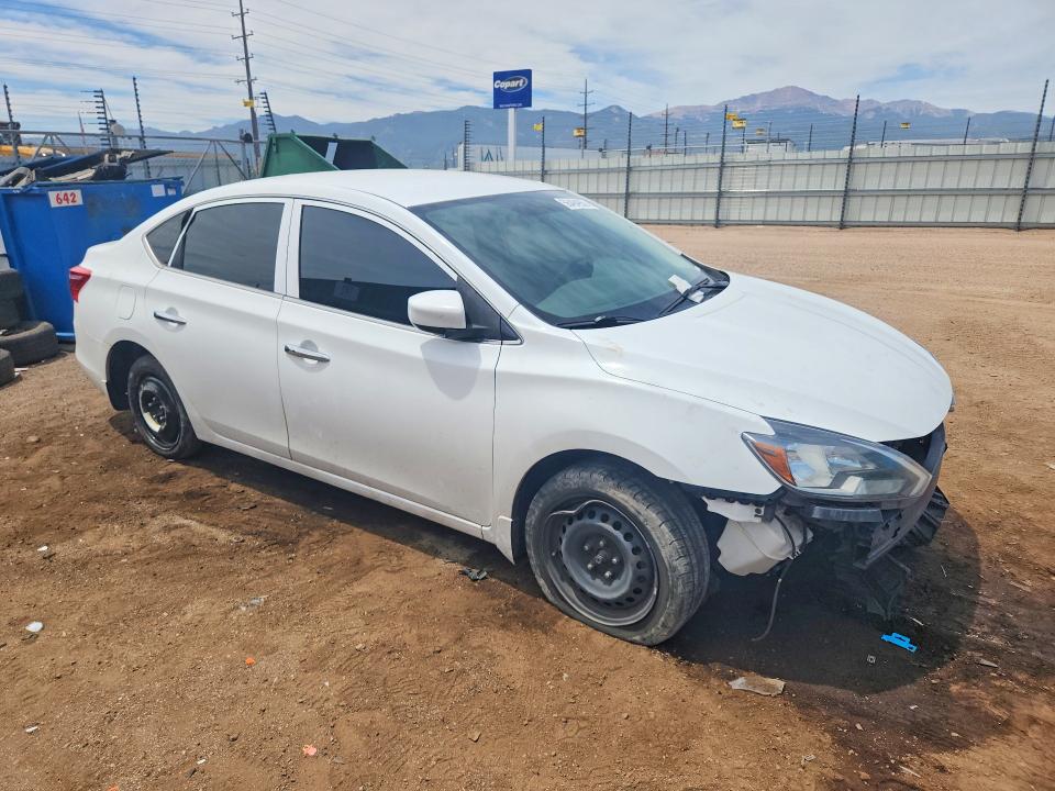 Photo 4 from auction – 2017 NISSAN SENTRA with VIN 3N1AB7AP5HY392609