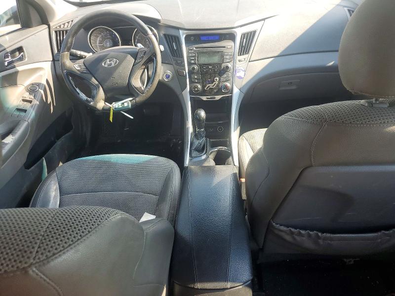 Photo 8 from auction – 2012 HYUNDAI SONATA with VIN 5NPEC4AC8CH452895